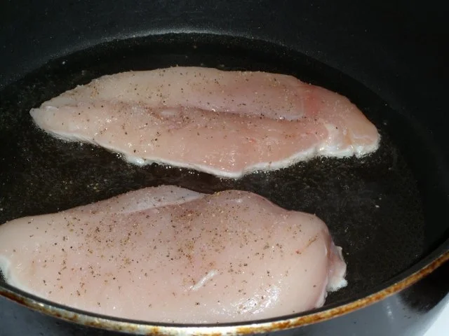 Rezept: Hähnchenbrust-Salat Bild Nr. 3 Hähnchenbrust-Salat - Rezept - Bild Nr. 3