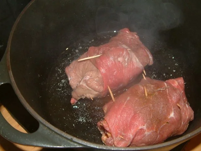 Rinderrouladen gefüllt mit mit Mett und Käse in Biersauce - Rezept - Bild Nr. 7