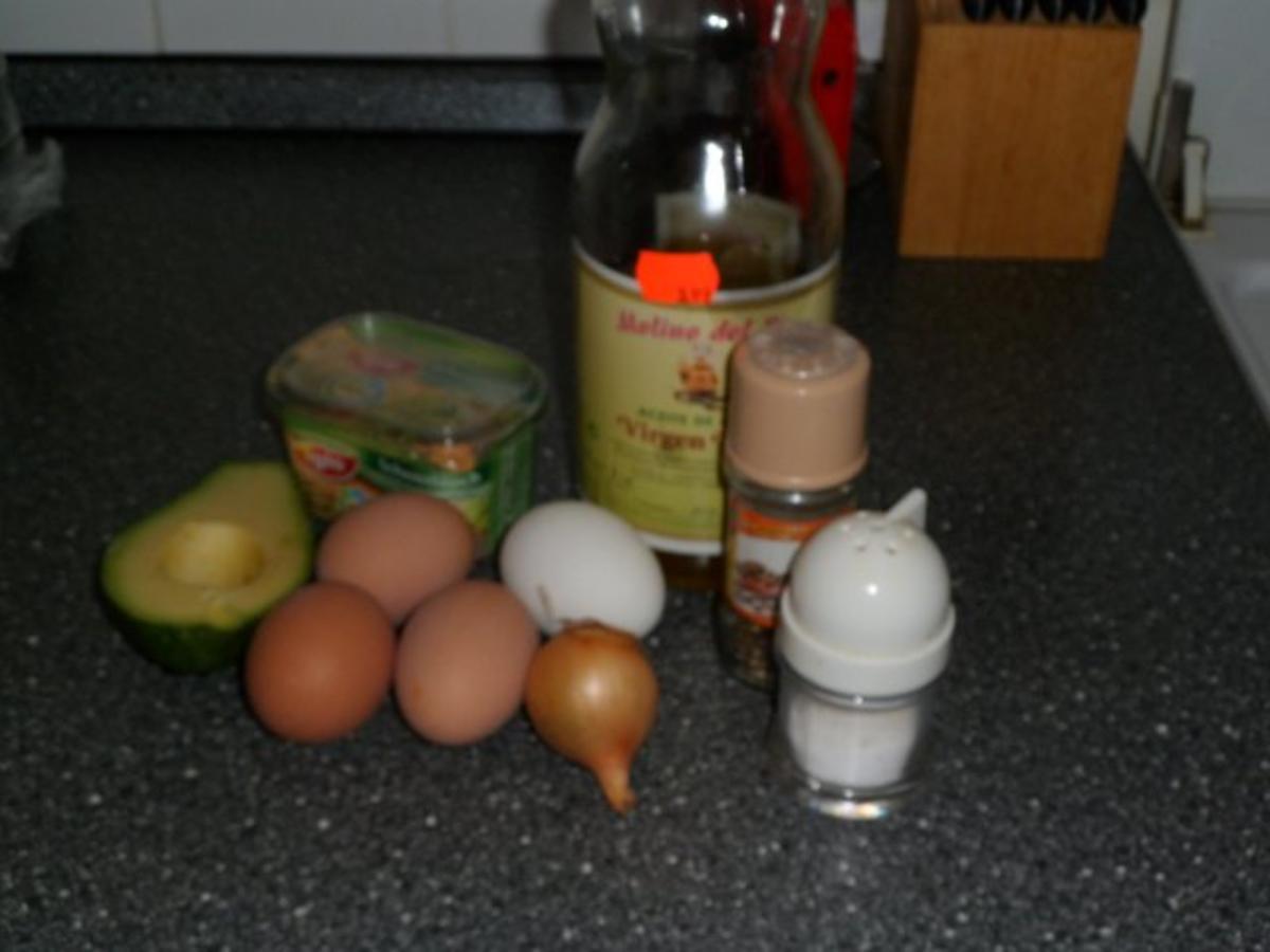 Eier gefüllt mit Avocado - Rezept - Bild Nr. 2