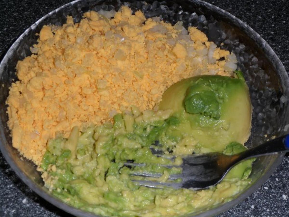 Eier gefüllt mit Avocado - Rezept - Bild Nr. 7