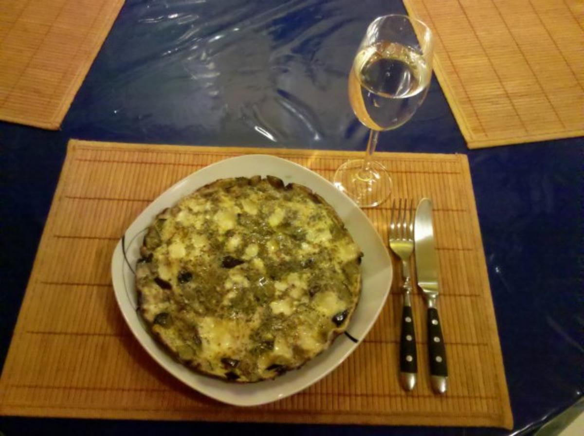 Eier: Käse-Aubergine-Omelett â la Gudrun - Rezept