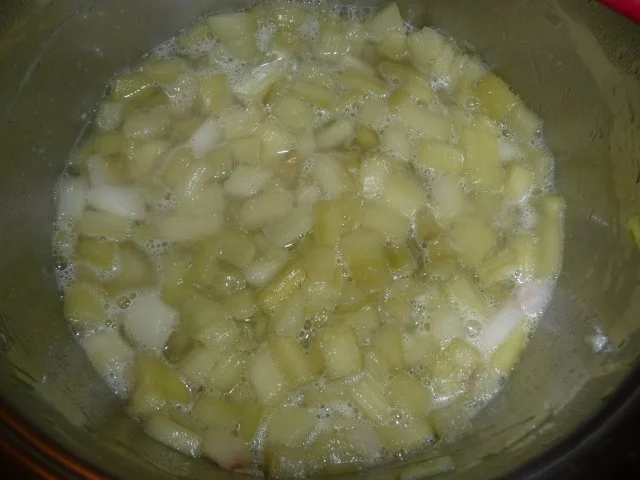 Rhabarberkuchen extra fein !!  12 Stückchen - Rezept - Bild Nr. 4