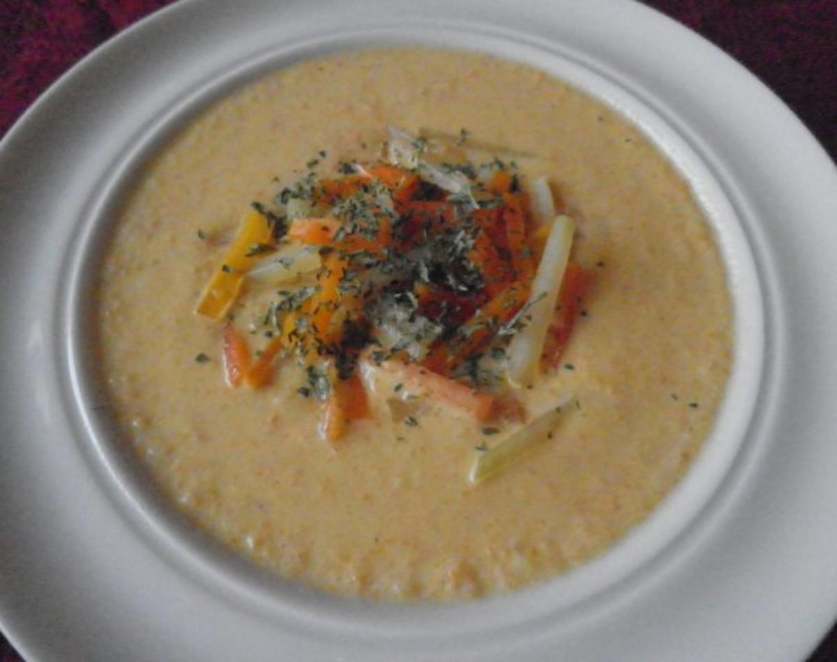Gemüsesuppe mit Frischkäse ... - Rezept - kochbar.de