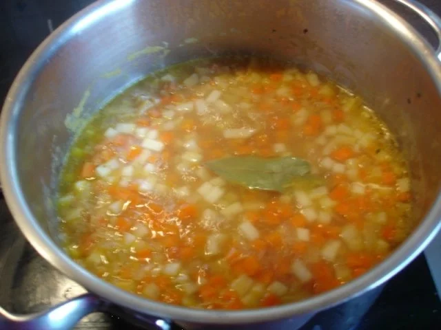 Rezept: Sellerie-Möhren-Suppe Bild Nr. 10 Sellerie-Möhren-Suppe - Rezept - Bild Nr. 10