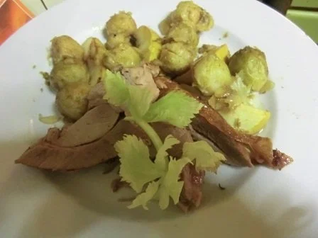 Puten Oberkeule mit Mandel-Rosenkohl - Rezept - Bild Nr. 2