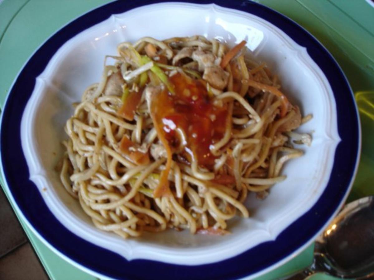 Chinesische Bratnudeln nach Papa VI - Rezept