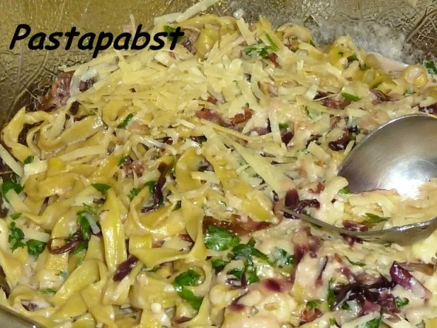 Rezept: Tagliatelle mit Radicchio und Speck Bild Nr. 2 Tagliatelle mit Radicchio und Speck - Rezept - Bild Nr. 2