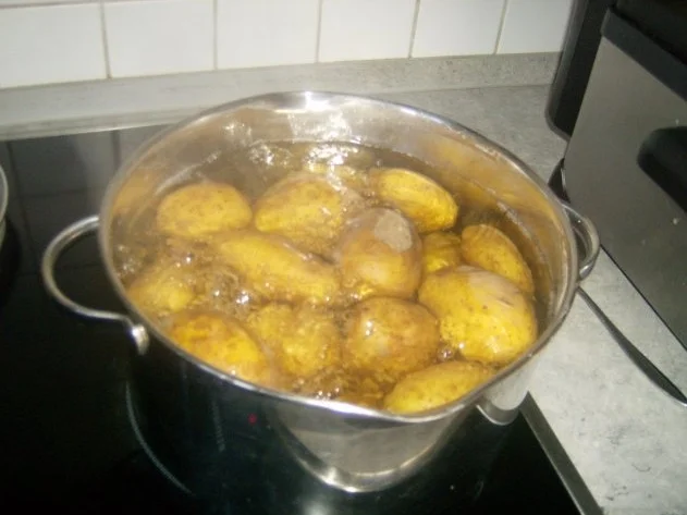 Rezept: warmer Kartoffelsalat Bild Nr. 3 warmer Kartoffelsalat - Rezept - Bild Nr. 3