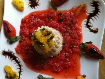 Milchreis auf Erdbeerspiegel mit Orangen-Grüner Pfeffer-Soße.. - Rezept - Bild Nr. 5