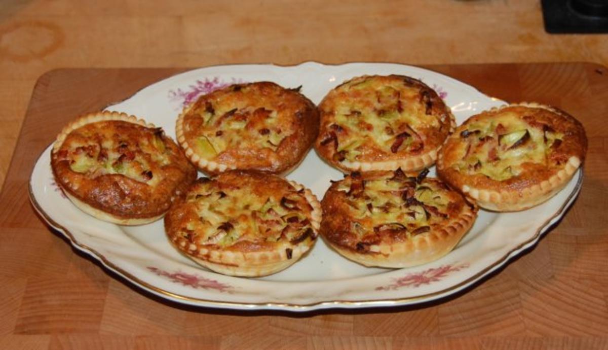 LAUCH - KÜCHLEIN  /  TARTELETTES AUX POIREAUX - Rezept - Bild Nr. 10