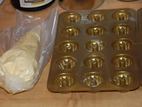 GETRÄNKTE ORANGEN - MINI - GUGELHÖPFLI - Rezept - Bild Nr. 3