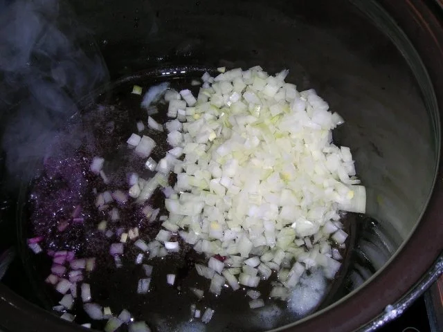 gezupfter Rotkohl  und 1 Woche eingelegt  neben Hasenkeulen und Knödeln - Rezept - Bild Nr. 4