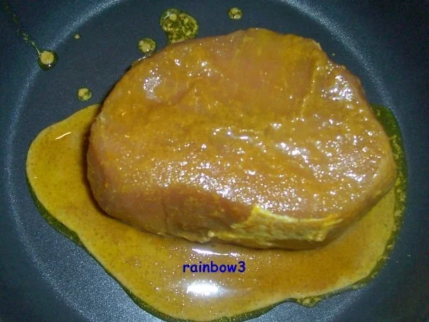 Rezept: Kochen: Kleiner Schweinebraten mit fruchtiger Sauce Bild Nr. 4 Kochen: Kleiner Schweinebraten mit fruchtiger Sauce - Rezept - Bild Nr. 4