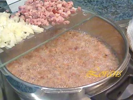 Selbstgemachtes Schweineschmalz mit Zwiebel und Speck - Rezept - Bild Nr. 6