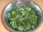 Rezept: Salat: Feldsalat mit Preiselbeer-Chilisauce Salat: Feldsalat mit Preiselbeer-Chilisauce - Rezept