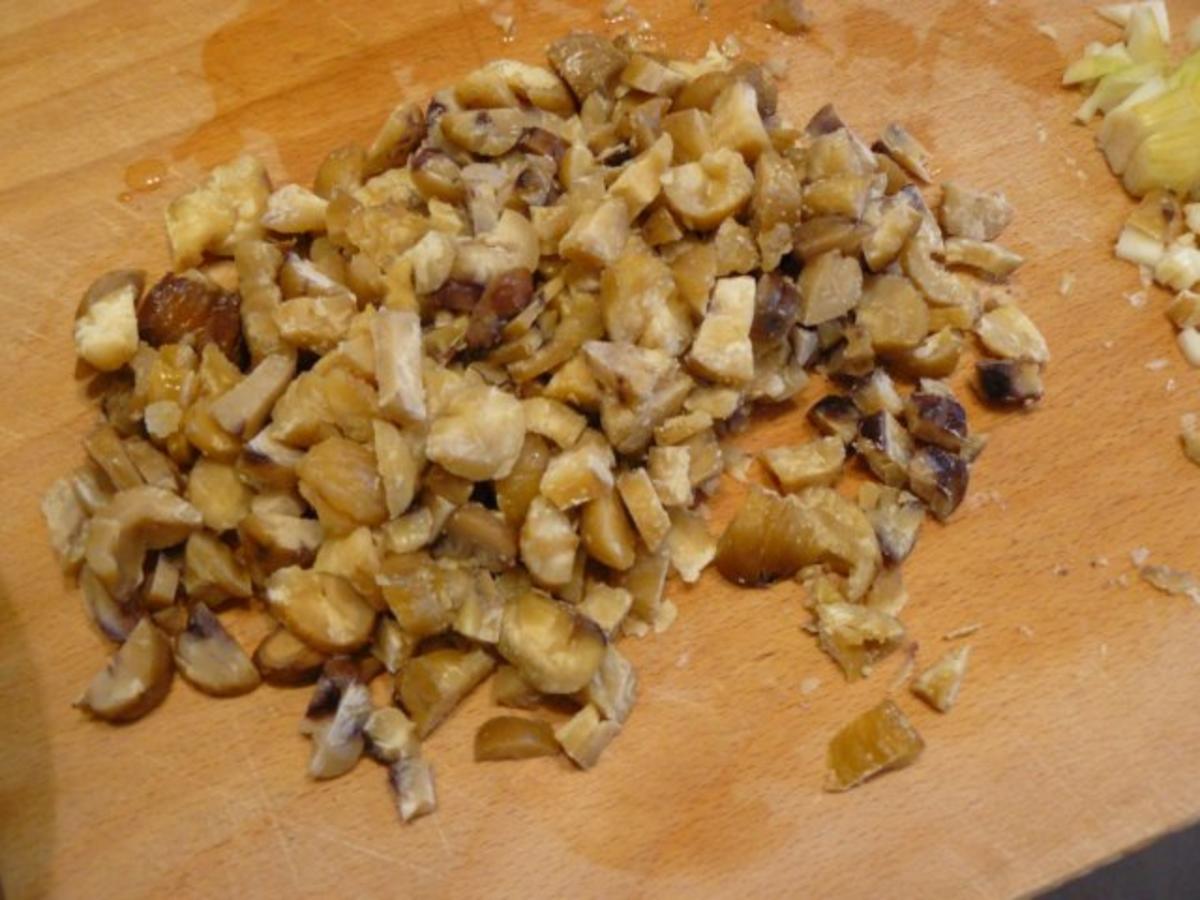 Wirsingkohlrouladen mit Maronenfüllung - 85 kcal/100g