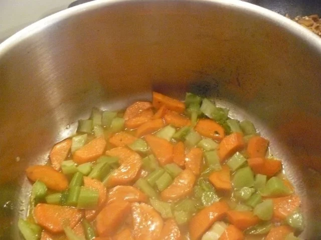 Rezept: Wirsingkohlrouladen mit Maronenfüllung Bild Nr. 9 Wirsingkohlrouladen mit Maronenfüllung - Rezept - Bild Nr. 9