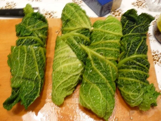 Rezept: Wirsingkohlrouladen mit Maronenfüllung Bild Nr. 11 Wirsingkohlrouladen mit Maronenfüllung - Rezept - Bild Nr. 11