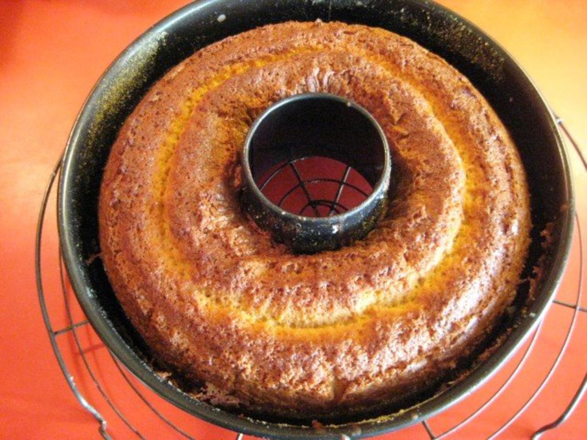 Feiner Eierlikör - Kuchen - Rezept mit Bild - kochbar.de