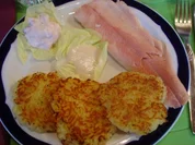 Forellenfilet mit Reibekuchen und Dips - Rezept