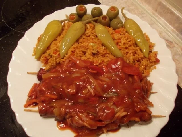 ZIGEUNERWURST mit GEMÜSEREIS - Rezept