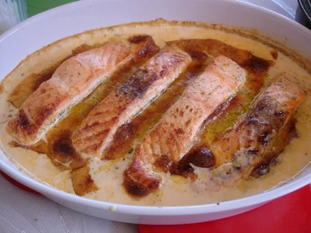 Rezept: Lachs-Sahne Gratin mit Reis und Salat Bild Nr. 7 Lachs-Sahne Gratin mit Reis und Salat - Rezept - Bild Nr. 7