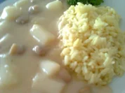 Hühnerfrikasse mit Curryreis - Rezept