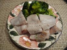 Küchenfee - Rezepte : gedünsteten Alaska-Seelachs mit Broccoli - Rezept