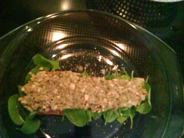 Rezept: Lachs mit Sauerampfer-Erdnusskruste Bild Nr. 5 Lachs mit Sauerampfer-Erdnusskruste - Rezept - Bild Nr. 5