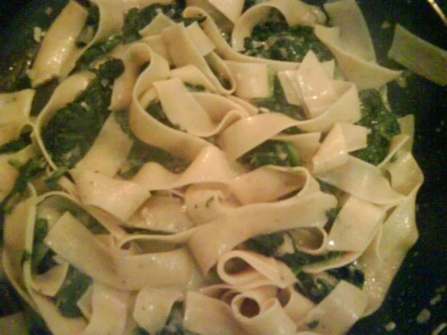 Rezept: Lachs mit Sauerampfer-Erdnusskruste Bild Nr. 7 Lachs mit Sauerampfer-Erdnusskruste - Rezept - Bild Nr. 7