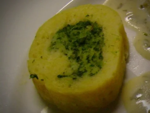 Rezept: Fisch: Gekräutertes Chardonnay Schollenfilet mit einer Spinat Kartoffel Roulade Bild Nr. 2 Fisch: Gekräutertes Chardonnay Schollenfilet mit einer Spinat Kartoffel Roulade - Rezept - Bild Nr. 2