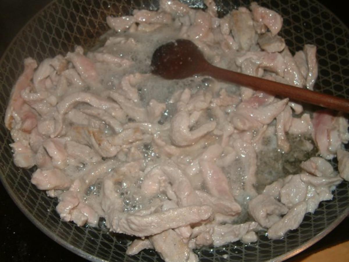 Schweinegeschnezeltes in feurig-fruchtiger- Currysauce - Rezept - Bild Nr. 3