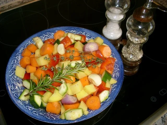 Lammbraten auf mediterranem Gemüsebett>> - Rezept - Bild Nr. 5