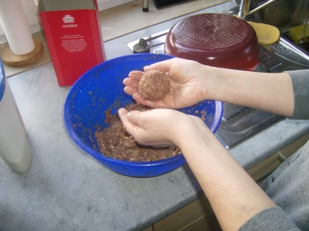 Leberknödel in Kesselfleischbrühe - Rezept - Bild Nr. 9