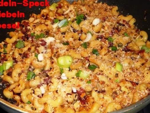 MAGGI-Nudeln mit Speck und Vollkornbroesel - Rezept - Bild Nr. 4