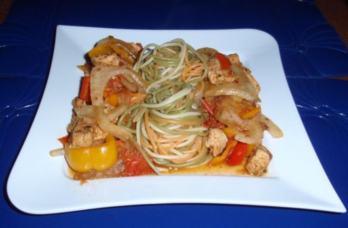 Puten-Paprika-Fenchel-Pfanne mit Spaghetti - Rezept - Bild Nr. 10