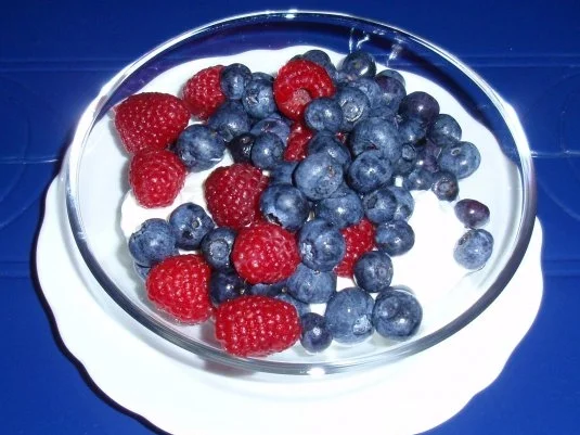 Himbeer-Heidelbeer-Quark - Rezept - Bild Nr. 4