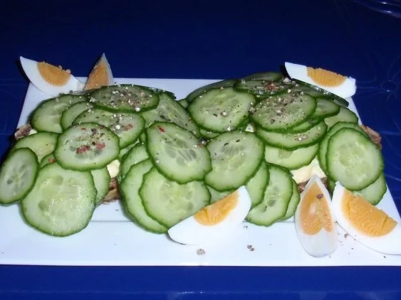 Rezept: Eier-Aufstrich auf Vollkornbrot Bild Nr. 6 Eier-Aufstrich auf Vollkornbrot - Rezept - Bild Nr. 6