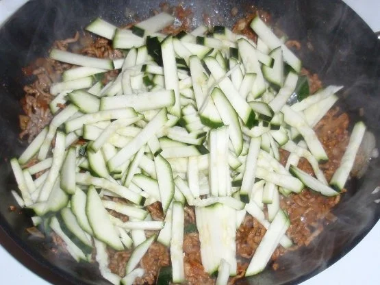 Hack-Gemüse-Soße mit Linguini - Rezept - Bild Nr. 7