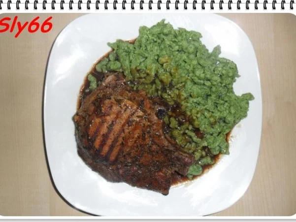 Fleischgerichte:Koteletts in Biersoße - Rezept