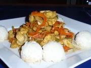 Scharfe Hähchenstreifen mit Basmatireis - Rezept