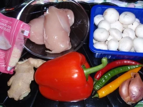 Rezept: Scharfe Hähchenstreifen mit Basmatireis Bild Nr. 2 Scharfe Hähchenstreifen mit Basmatireis - Rezept - Bild Nr. 2