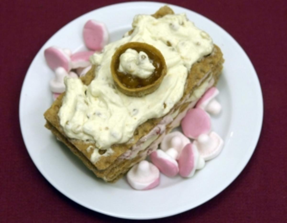 Schwedisches Knäckebrot-Tiramisu mit Preisel- und Multbeere dazu Nubbe (Charlotte Karlinder) - Rezept
