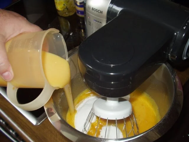 Eierlikör-Kokos-Kranz - Rezept - Bild Nr. 3