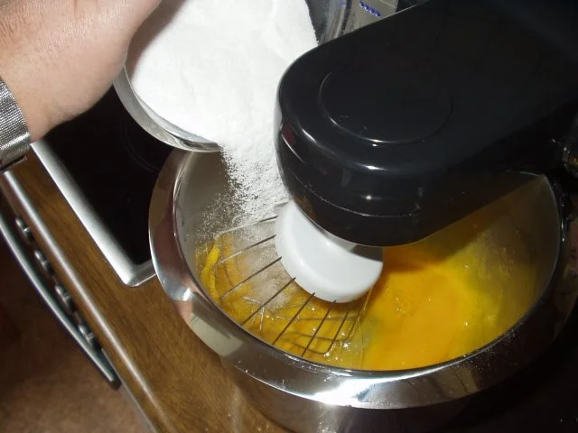 Eierlikör-Kokos-Kranz - Rezept - Bild Nr. 4