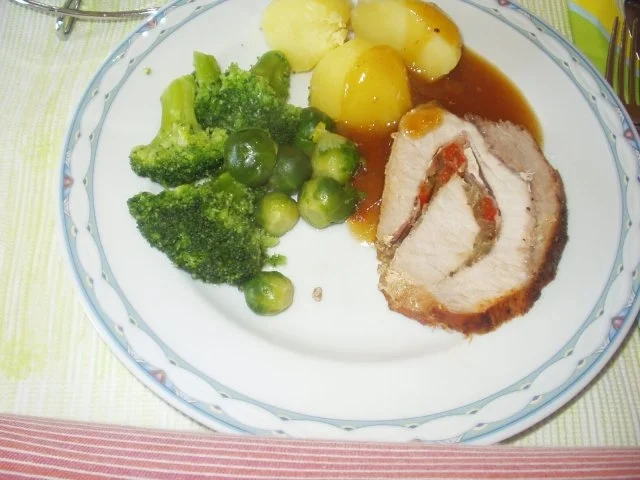 Rezept: Zwiebelrollbraten Bild Nr. 9 Zwiebelrollbraten - Rezept - Bild Nr. 9