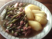 Grüne Bohnen mit Dosenfleisch und Kartoffeln - Rezept