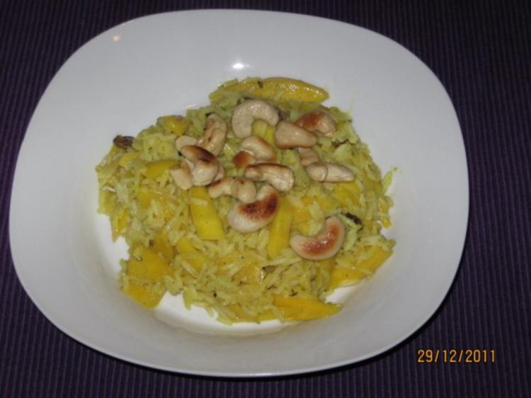 Curryreis mit Mango, Cashews und Rosinen - Rezept - kochbar.de