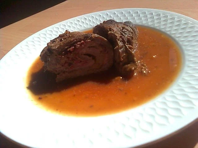 Rinderrouladen gefüllt mit Ziegenfrischkäse - Rezept - Bild Nr. 3