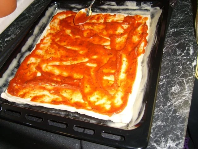 Rezept: Miri-Pizza Bild Nr. 2 Miri-Pizza - Rezept - Bild Nr. 2